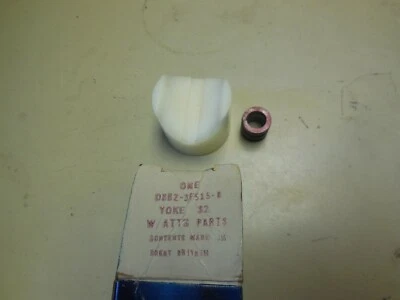 Yugo de soporte de eje sector Ford Mustang 1979-1993 D8BZ-3F515-B nuevo en stock Foto 1 de 2