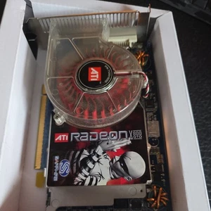 Tarjeta de video gráfica Sapphire ATi Radeon X800GTO DVI/VGA/video PCE-e 512 MB - Imagen 1 de 6