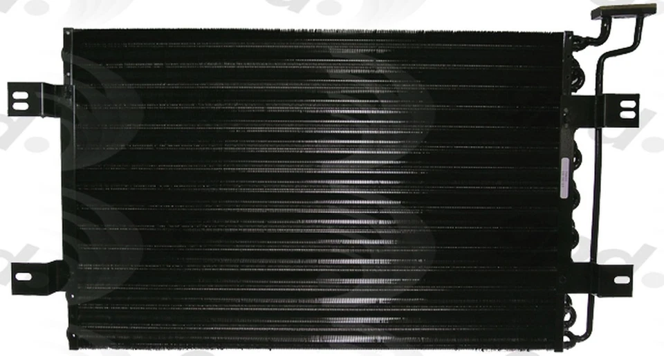 Condensador de aire acondicionado 3633C Global Parts Distributors para modelos Dodge 81-93 seleccionados Foto 1 de 4