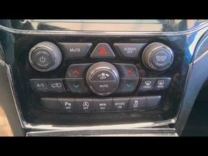 Temperature Control 8.4" Touch Screen Fits 19 GRAND CHEROKEE 6799991 - Picture 1 of 12