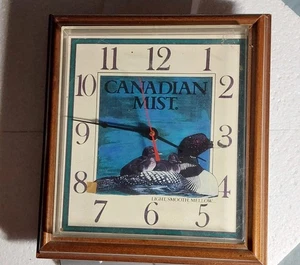 Vintage Bar ware Advertisement Promo Canadian Mist Whisky Wood Frame Clock Sign - Picture 1 of 10