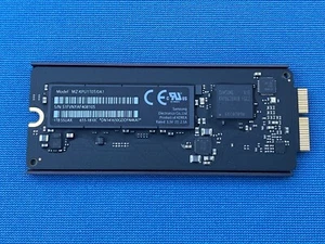 1TB SSD für Apple Mac Pro 2013 MZ-KPU1T0T/0A1 655-1810C - Bild 1 von 2