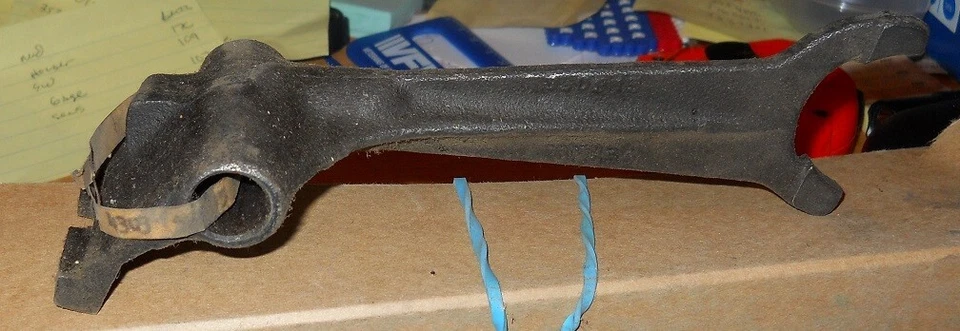 Новый из старых запасов 1938-47 Chevrolet Commercial Utility 4-ступенчатая хомут заднего хода - Изображение 1 из 1