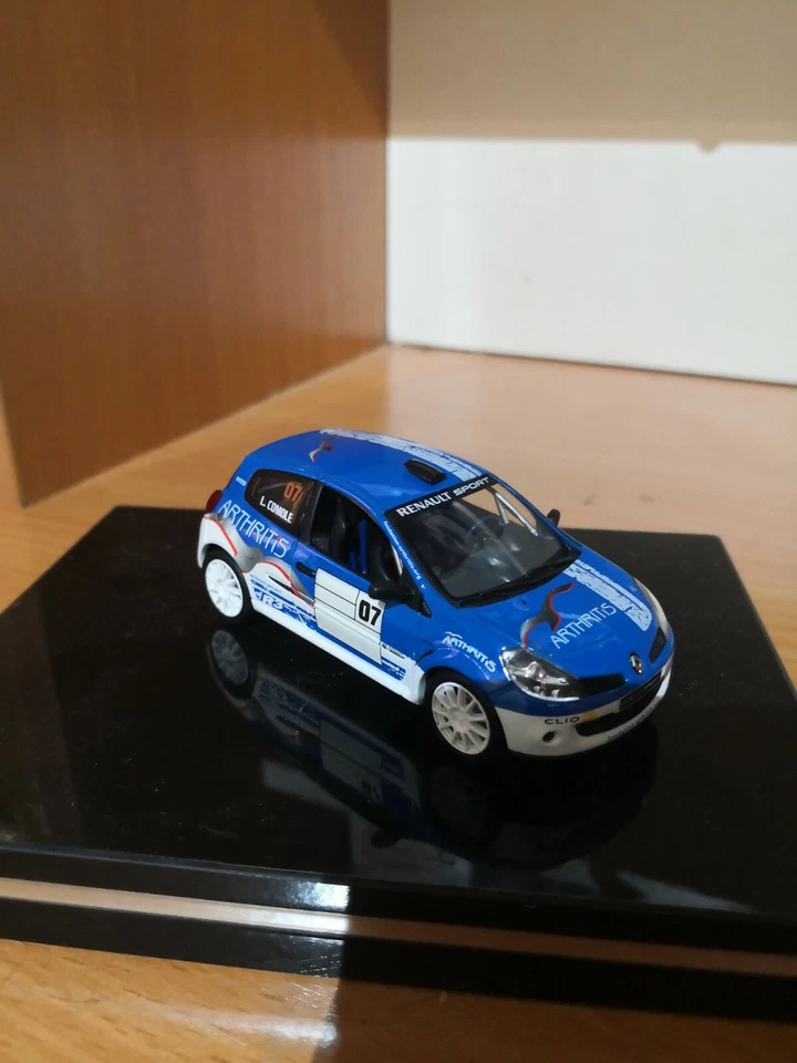 Renault clio R3 sport ARTHRITIS L.Comole norev 1/43 - Imagen 1 de 3