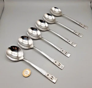 6 Vintage Oneida Community Silver Plated Soup Spoons - Hampton Court - 17.5cm - Picture 1 of 6