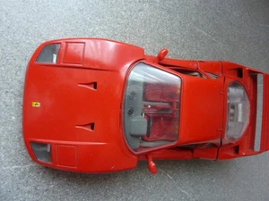 Burago Ferrari F40 1987 Rot 1:18 - Bild 1 von 3