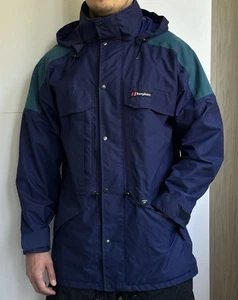Berghaus Gore-Tex Jacket Men’s Size L Navy Blue Teal Vintage Outdoor Waterproof - Picture 1 of 17
