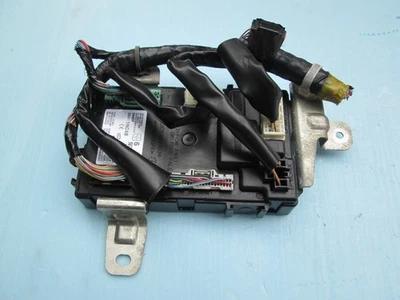 Unidad módulo de control de carrocería sedán Infiniti G25 G37 2009-2011 BCM BCU 284B1-1NC4B Foto 1 de 3