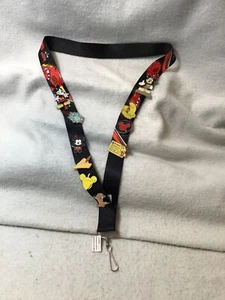 Disney Pin Trading Cars Schlüsselband & 10 Trading Pins  - Bild 1 von 9