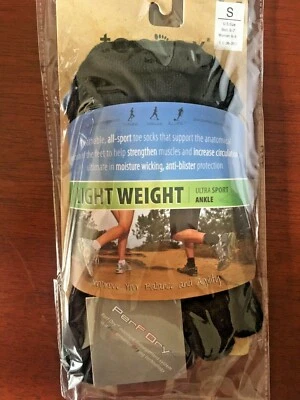 Toesox Lightweight Ultra Sport Ankle Sock Black Small Five Toe Construction Wick - Image 1 of 4