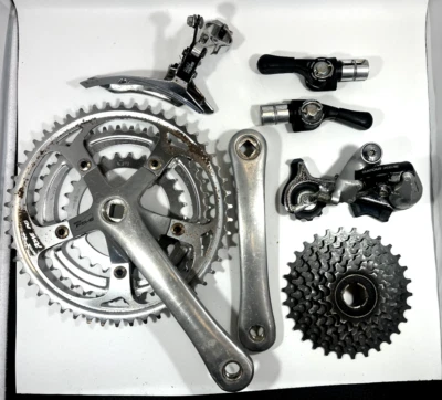 Suntour groupset: FS-E Cranks XCM/XCE Derailleurs AP Freewheel Bar Cons - Image 1 of 4