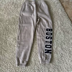 Boston Boyfriend Jogger da donna Rue 21 marrone chiaro nuovo con etichette, taglia small 3D - Foto 1 di 2