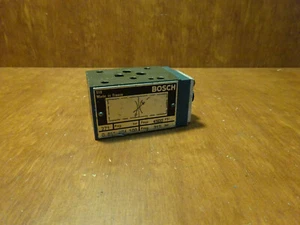 Bosch 0 811 304 100 valve hydraulic - Picture 1 of 2
