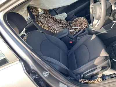 KIA CERATO FRONT SEAT RH FRONT, BD, CHARCOAL CLOTH, S, 04/18-09/24 18 19 20 21 2 - image 1 of 4