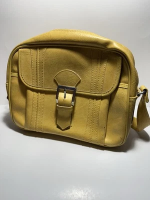 Vintage 1975 American Tourister Yellow Escort Carry-On Tote/Luggage Bag 2 Keys - Image 1 of 4