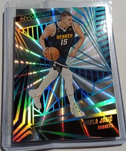 Tarjeta Nikola Jokic Panini Revolution Sunburst #19 de solo 75 producidas  - Imagen 1 de 4