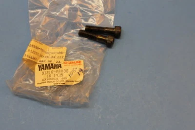 NOS YAMAHA TZ250 XT500 XS750 TD3 MX250 FZR1000 BOLT QTY 2 PART# 91316-08035-00 - Image 1 of 4