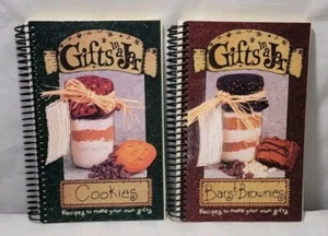 Gifts In A Jar Books - Set Of 2 - Cookies &  Bar/Brownies -  Vintage 2001 - Foto 1 di 13
