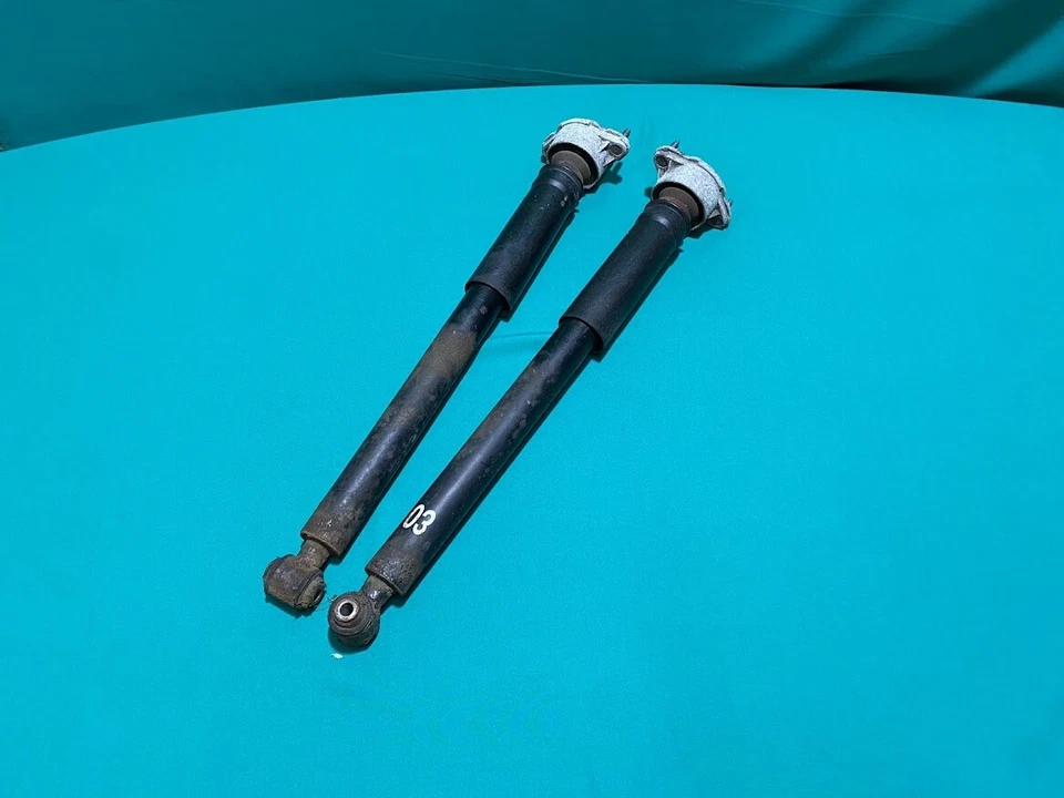 SOPORTES AMORTIGUADORES TRASEROS MERCEDES-BENZ C 220 W204 07-14 Foto 1 de 1