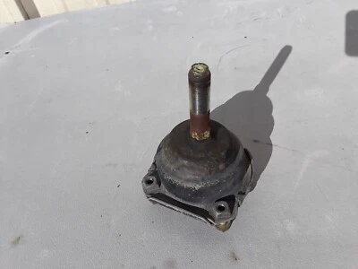 1981 Mercedes Benz W123 240D Front Lower Control Arm Guide Rod Mount Joint OEM - Image 1 of 4