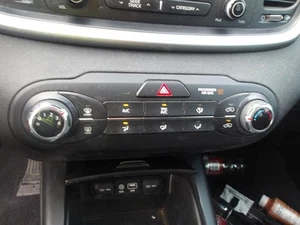 Temperature Control Front Manual Temperature Control Fits 16 SORENTO 8283389 - Picture 1 of 12