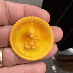 Mosser Glas Die ganze Welt liebt einen Clown Miniatur Teller - Bild 1 von 3