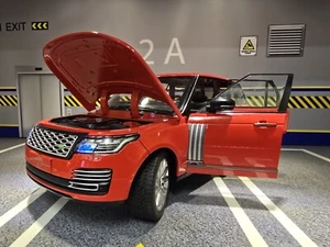 1:18 Range Rover Red L405 TDV8 4.4 V8 50th Vogue Detailed Diecast Model 2013-22 - Picture 1 of 14
