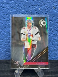 2022 PANINI LIMITED TOM BRADY SILVER SPOTLIGHT 47/99 #95 Buccaneers - Foto 1 di 7