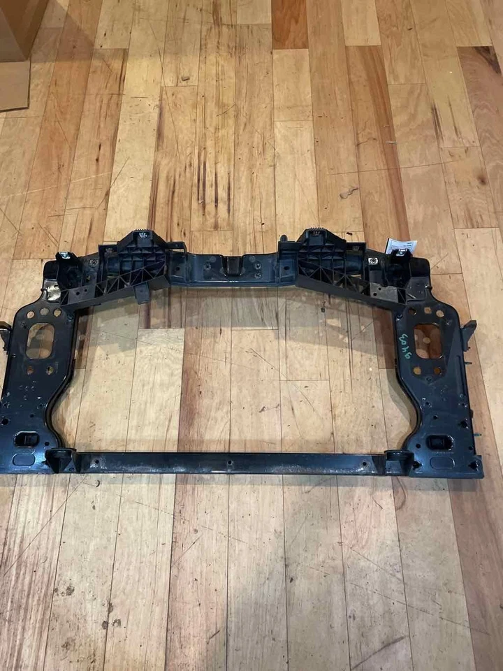 Se adapta a Dodge Dart 2013-2016 2,4 L núcleo del radiador soporte OEM Foto 1 de 4