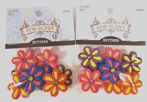 2010 NIP 2 Sets of 8 Figural Flower w/Stone Shank Plastic Sewing Buttons 1" Wide - Picture 1 of 3