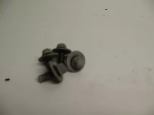 2000 SUZUKI DRZ400 DR Z400 FRONT FENDER BOLTS - Picture 1 of 3