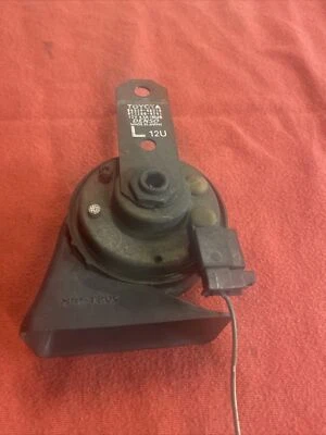 1999 - 2003 LEXUS RX300 HORN LOW TONE FACTORY OEM - Image 1 of 4