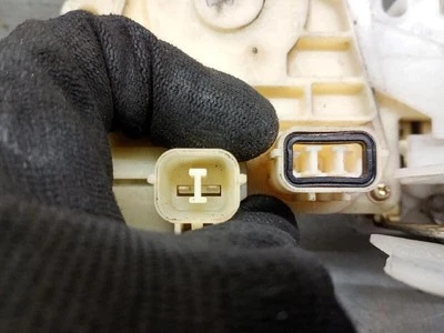 72110S6DG31 serrure avant droit pour HONDA CIVIC VII HATCHBACK (EU EP EV) 1.7 - Photo 1/4