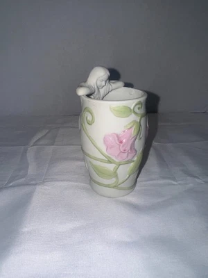 Nude Girl On Cup VANDOR IMPORTS JAPAN Vintage 5" Pink and Green Flowers - Image 1 of 4