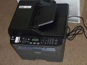 Brother MFC-L2710DW stampante per ricambi con batteria nuova originale (DR730) e toner - Foto 1 di 4
