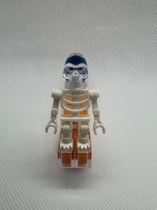 Lego Indiana Jones figure IAJ011 Akator Skeleton (7627 Temple of the Crystal   - Picture 1 of 2