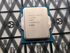 Intel Core i7-14700 CPU SRN40 5.40GHz 20-Cores LGA-1700 Desktop Processor - Photo 1/6