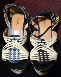 Brand NEW Beautiful Qupid Cork Wedge Size 9 - Picture 1 of 2