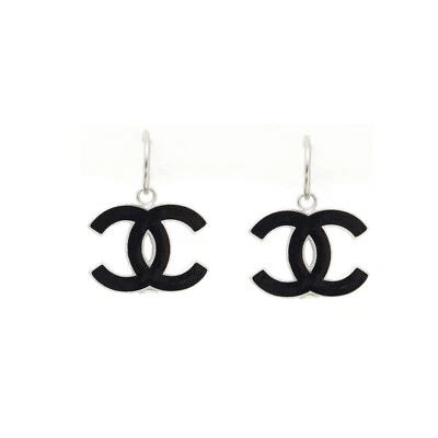 Chanel 2004 Pendientes Aros CC Maxi Negro Esmalte CC en Aros Pendientes Foto 1 de 3