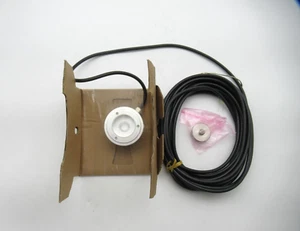 Baumer Industrial Absolute Encoder BMMK 58S1N24C12/13125/0700 / 11111954 **NEW** - Picture 1 of 8