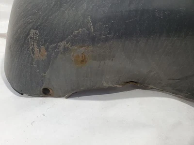 Conjunto de parachoques trasero usado para: Isuzu VEHICROSS 1999 trasero grado C Foto 1 de 4