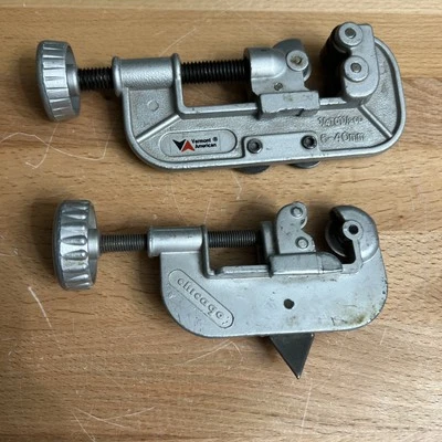 (424R).  Chicago & Vermont American Pipe Cutters 3/16" to 1-1/8" & 1/4 to 1-1/2 - Image 1 of 4