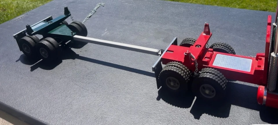 Camión de troncos Smith Miller nuevo remolque rojo con accesorios de marco (solo remolque) Foto 1 de 1