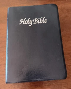 Holy Bible KJV Giant Print LARGE Red Letter King James Version Concordance 1986 - Picture 1 of 2