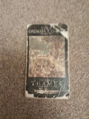 The Middle Thames Ordnance Survey Map - 1926 Cloth Mounted in Sections  - Image 1 of 4