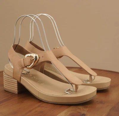 Aerosoles Womens California Sandals Block Heel Ankle Strap Gold Buckle Beige 9.5 - Image 1 of 4