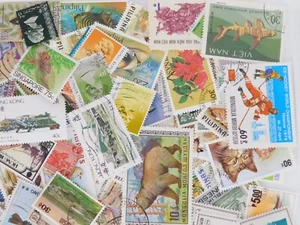 STAMP Asia mix Commemorative 100pc lot off paper philatelic kiloware - Picture 1 of 8