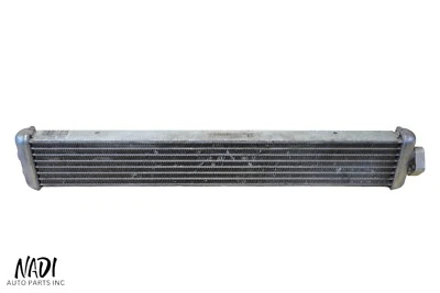 2013 - 2016 BMW F10 M5 S63 4.4L REFRIGERADOR DE ÓLEO DE TRANSMISSÃO INFERIOR FRONTAL FABRICANTE DE EQUIPAMENTO ORIGINAL 2284241 - Imagem 1 de 4