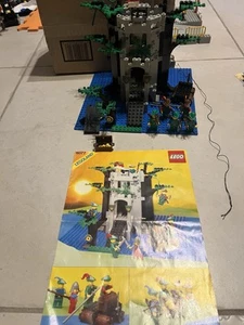 Lego - Vintage - Castle - Forestmen - Set 6077 - 100% + Istruzioni - Foto 1 di 12
