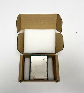 Procesador Intel Xeon-Gold 6238 (2,1 GHz/22 núcleos/140 W) SRFPL 3 años de garantía - Imagen 1 de 4